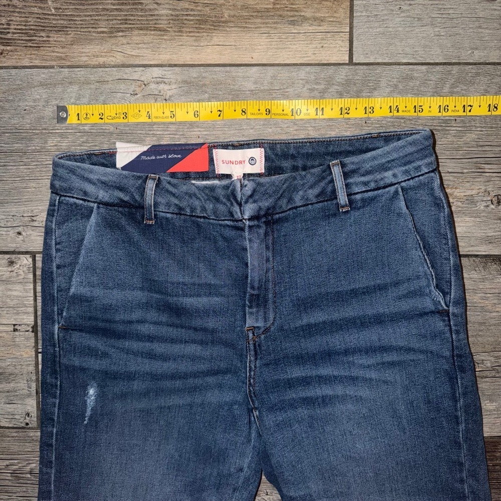 SUNDRY Women's Blue Denim Jeans Size 27 Frayed Hem Distressed Straight Leg - Picture 10 of 11